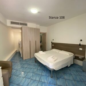 QUADRUPLA VISTA GIARDINO