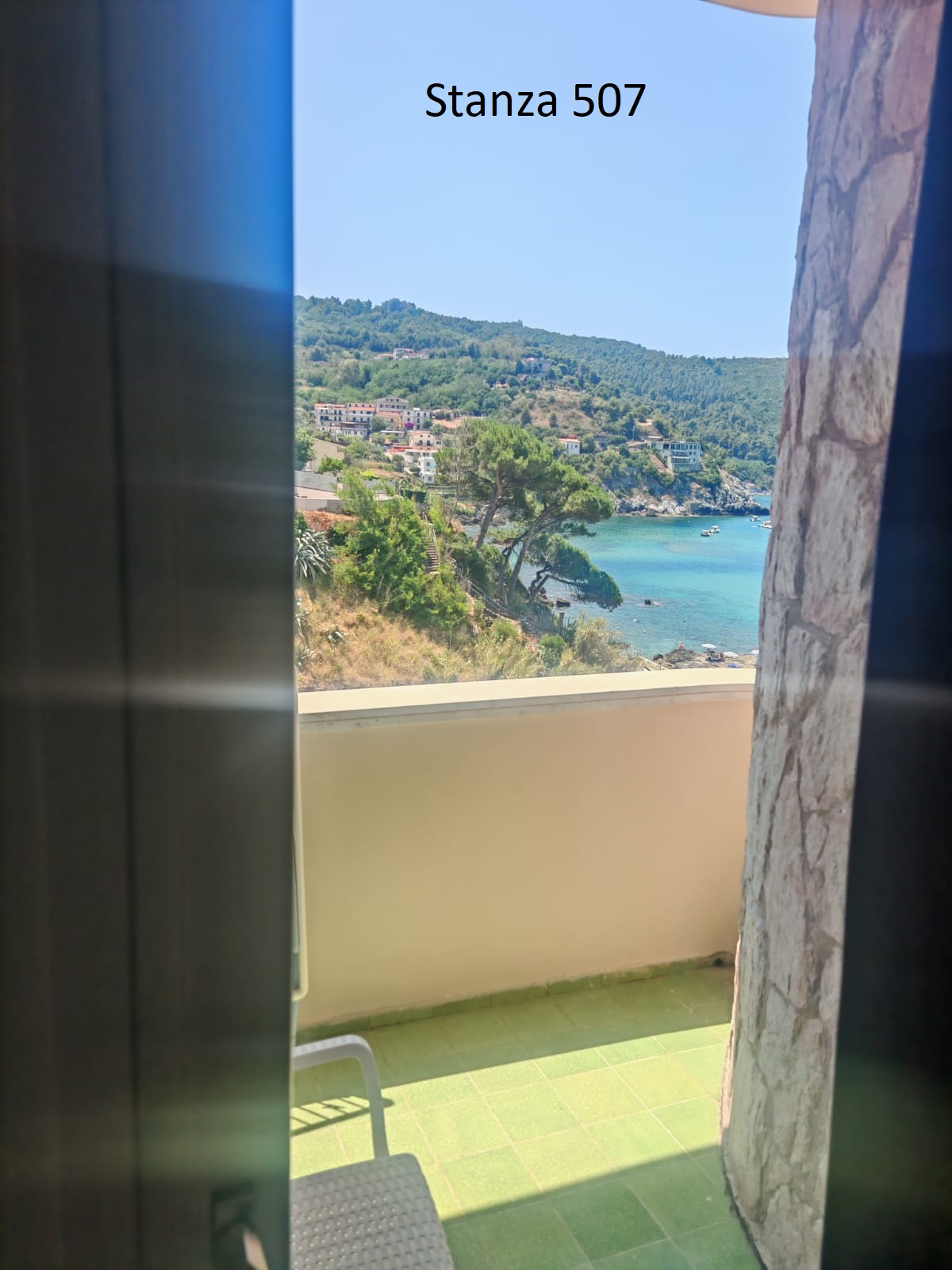 Triple Room with Sea View and Lateral Balcony - Image 90