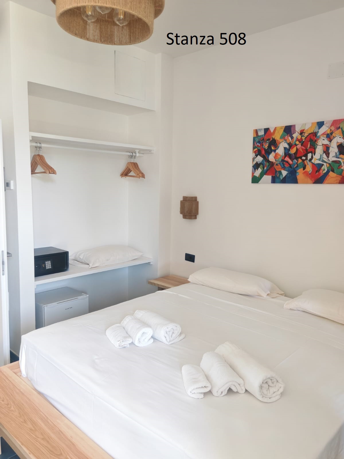 Triple Room with Sea View and Lateral Balcony - Image 94