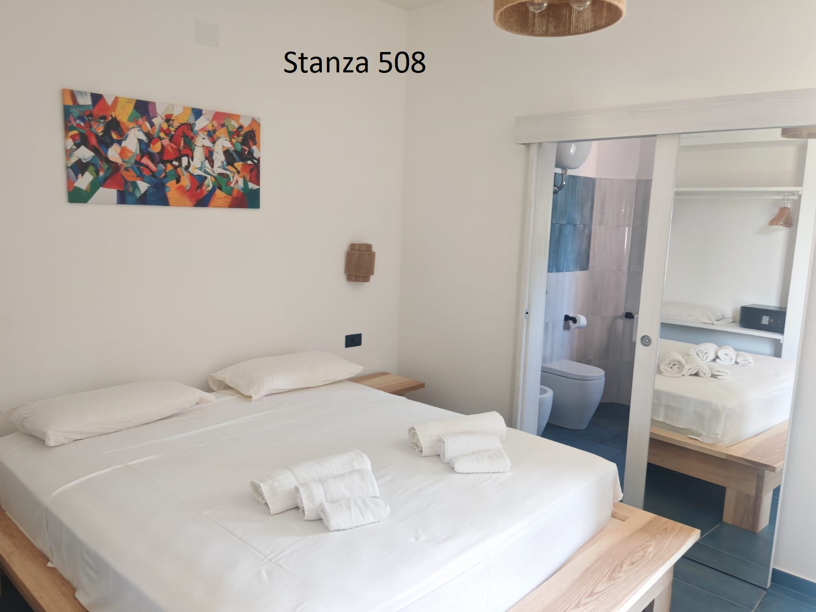 Triple Room with Sea View and Lateral Balcony - Image 103