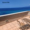 Terrazza privata con vista mare della camera Quadrupla Deluxe